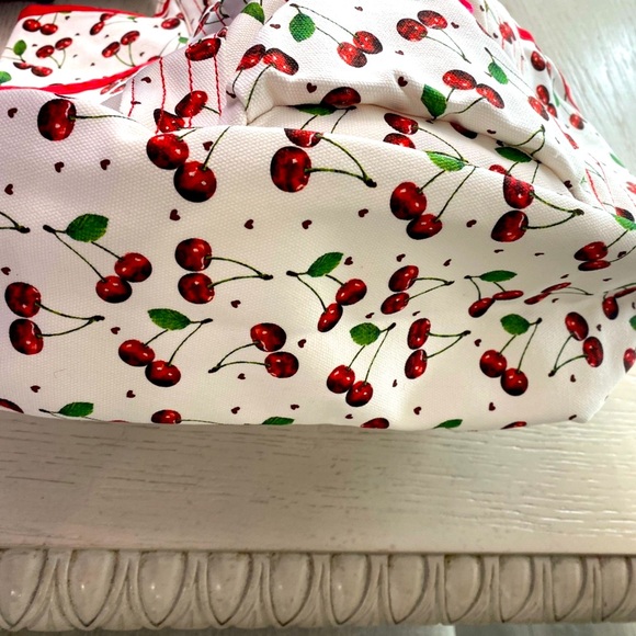 Cherry Themed White Canvas Shoulder Tote Travel Diaper Beach Bag Purse Pockets - Picture 5 of 7